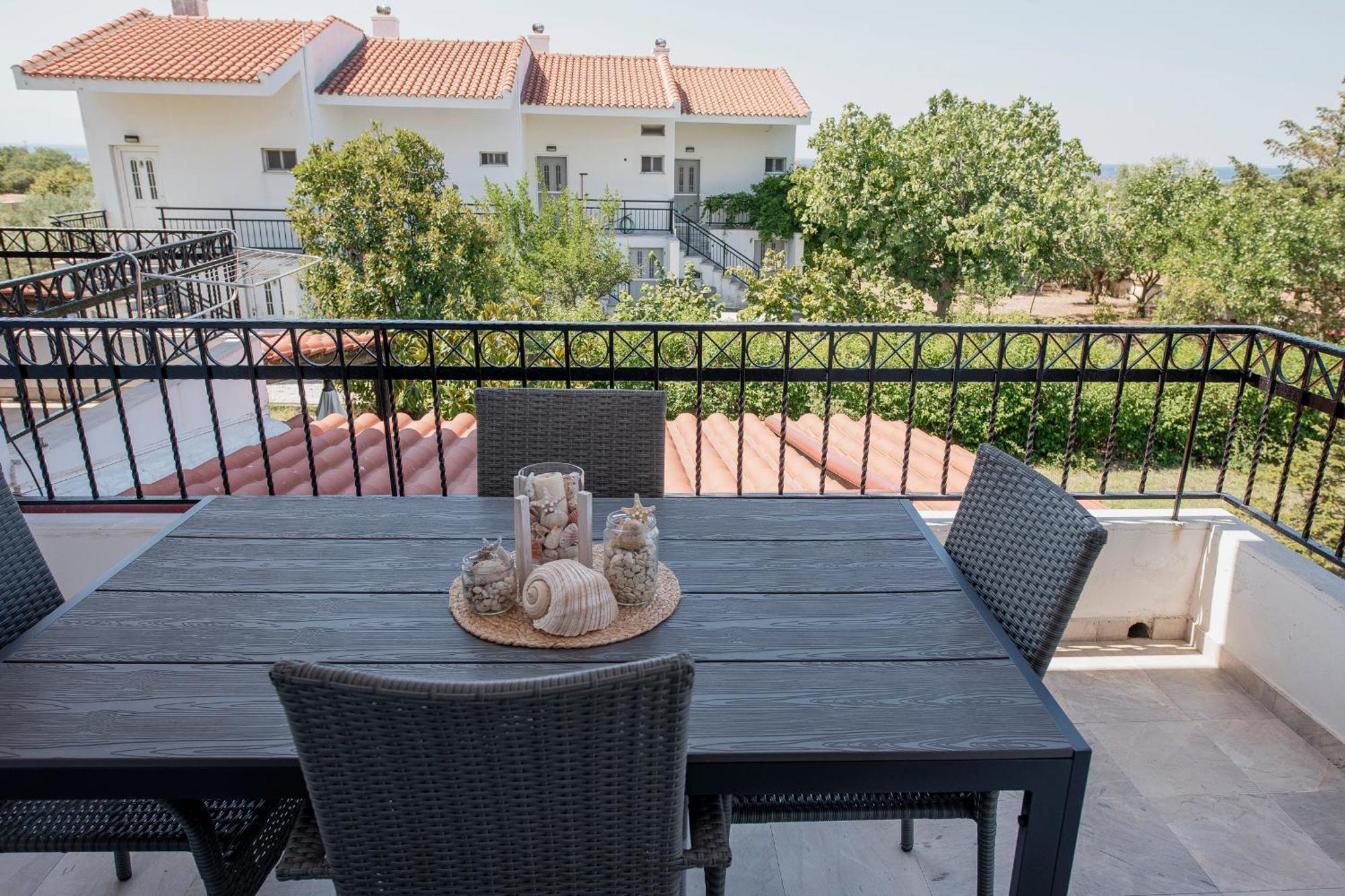 Armonia Seaside Lofts Apartment Marónia Bagian luar foto