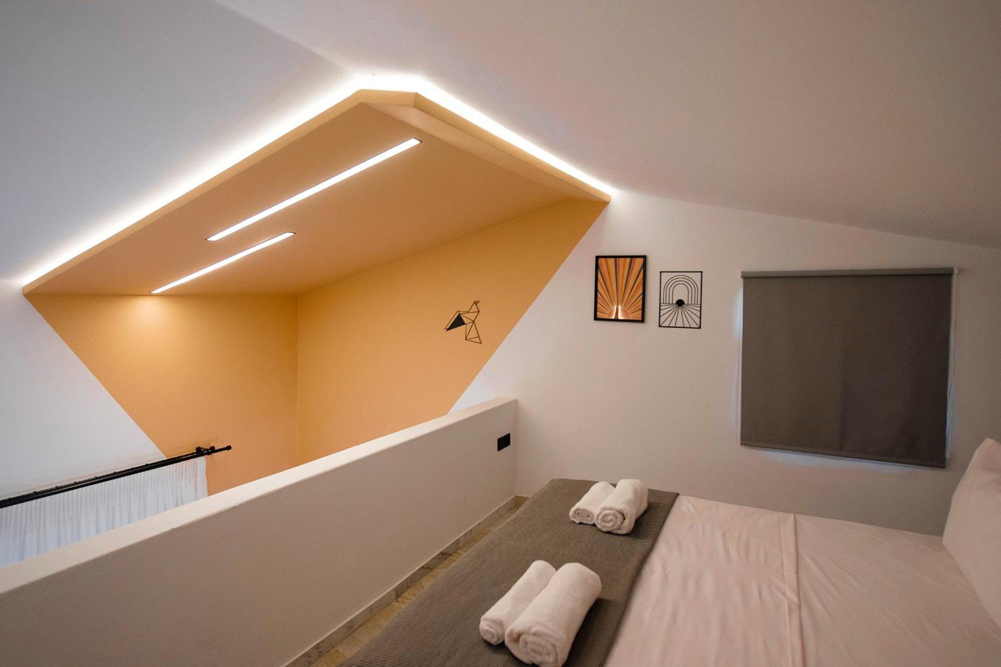Armonia Seaside Lofts Apartment Marónia Bagian luar foto